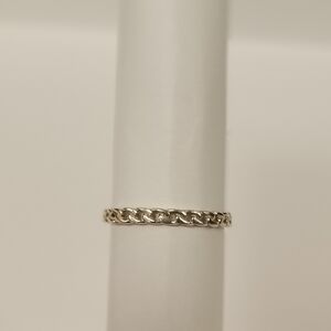 Fixed chain 925 Sterling silver ring.